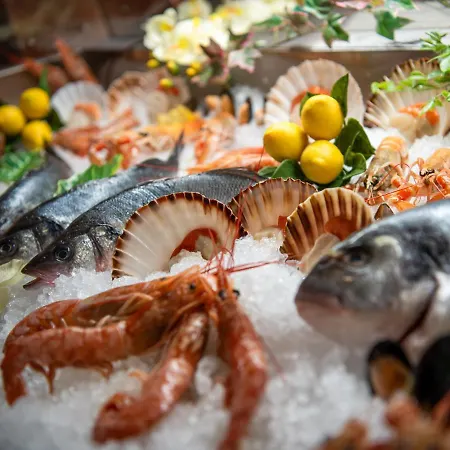 Biker Al Gallo Forcello 3*