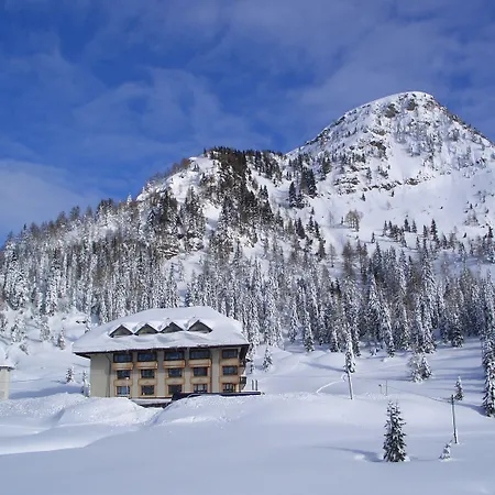 Hotel Biker Al Gallo Forcello Passo Pramollo